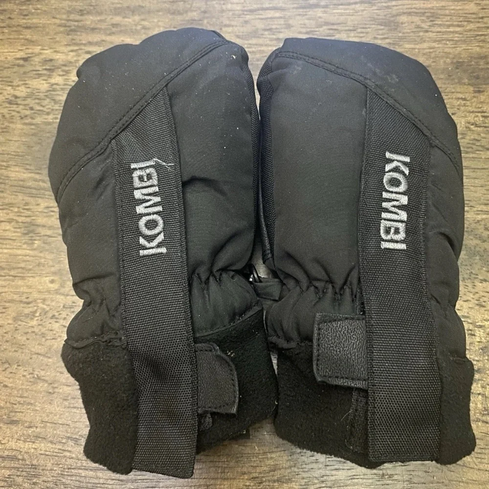 Kombi Winter Gloves Skiing Sledding Winter Fun Insulated Kids Sz L Easy Off On